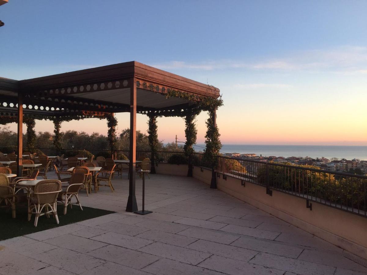 Villa Maria Hotel & Spa Francavilla Al Mare Exterior photo